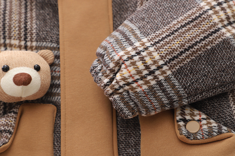 ベビー服 くまさんワッペン付きチェック柄フード付き中綿ジャケット アウター