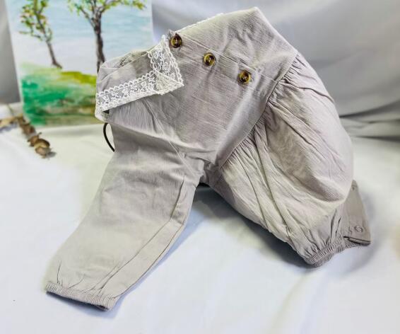 ベビー服 女の子用レース襟付きロンパース3色セット