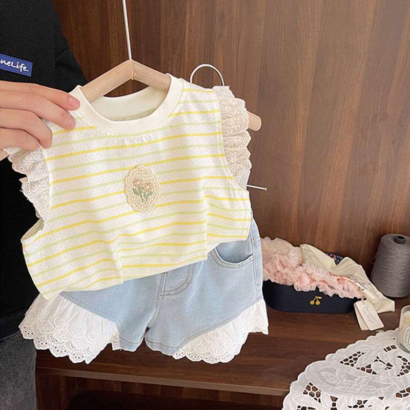 ベビー服  フリル付きストライプ柄ベビー用ノースリーブシャツ