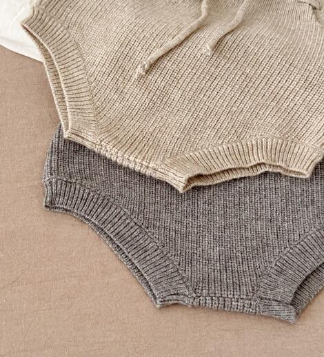 新作ベビー服ニット風くまさん耳付きセットアップ