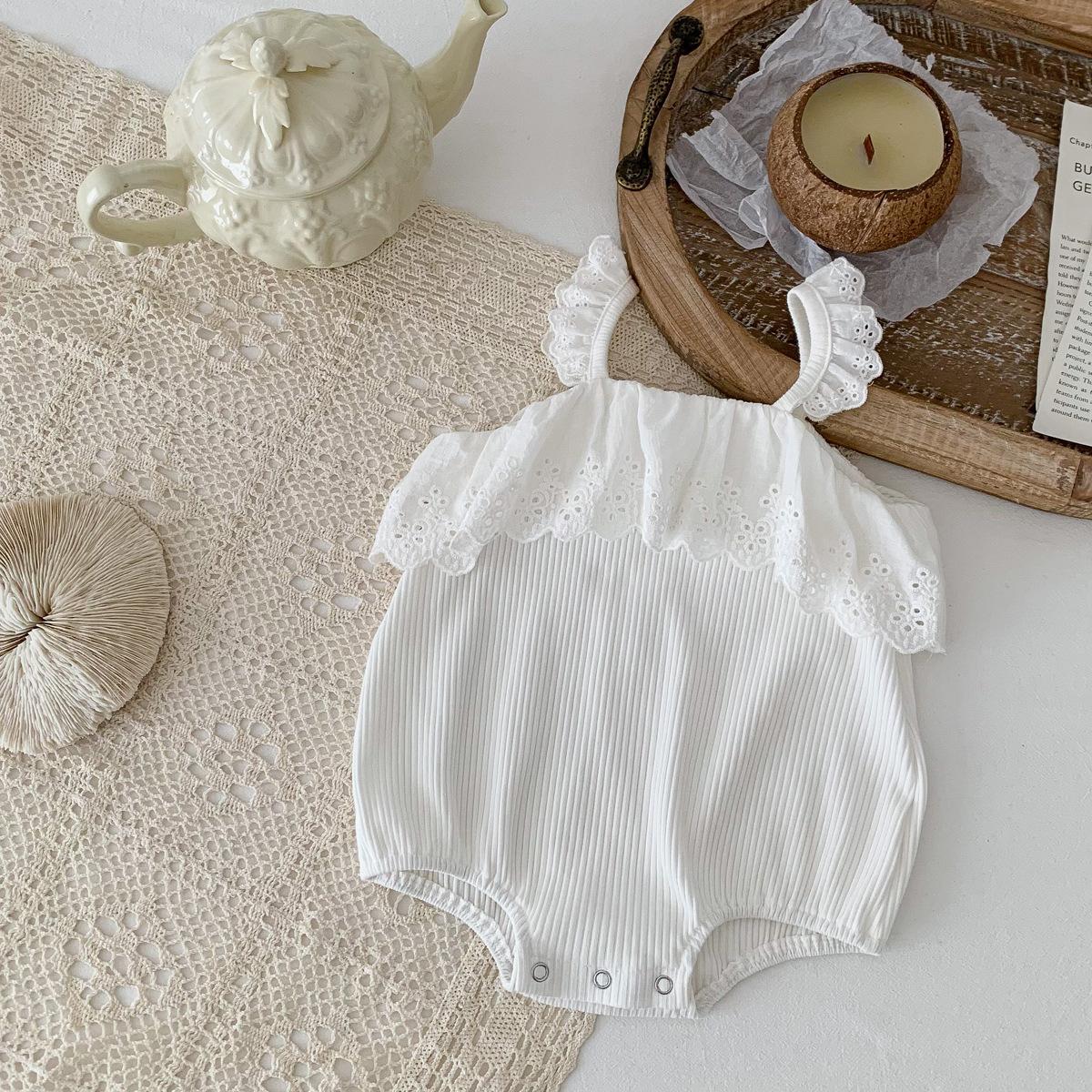 韓国風レース襟ロンパース 白色可愛いベビー服