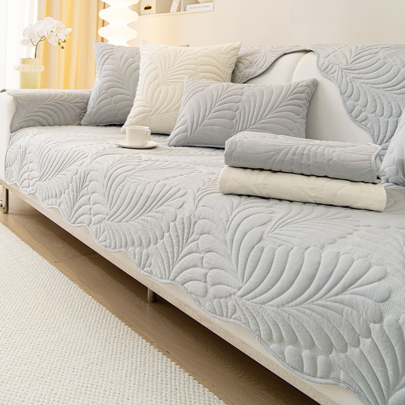 ソファーカバー リーフ刺繍キルティング厚手ソファーカバー