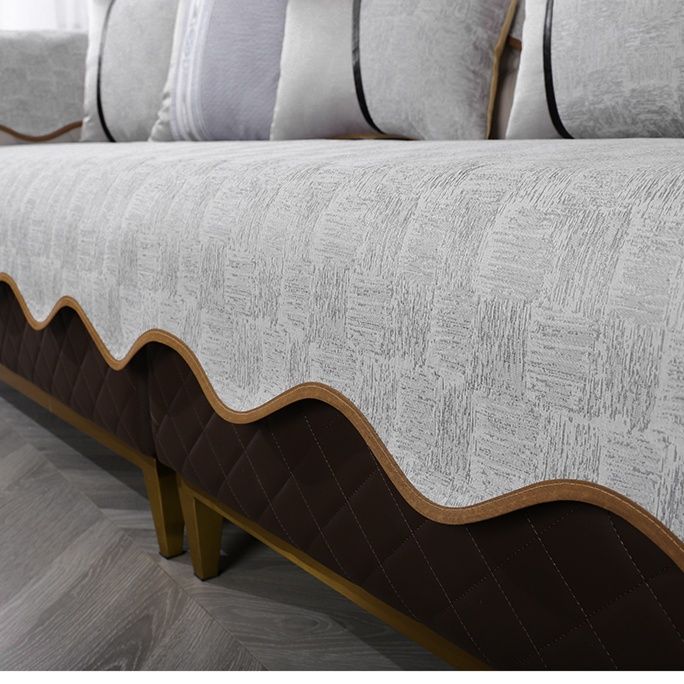 ソファーカバー 金縁装飾波型裾ライン高級ソファーカバー2人掛け