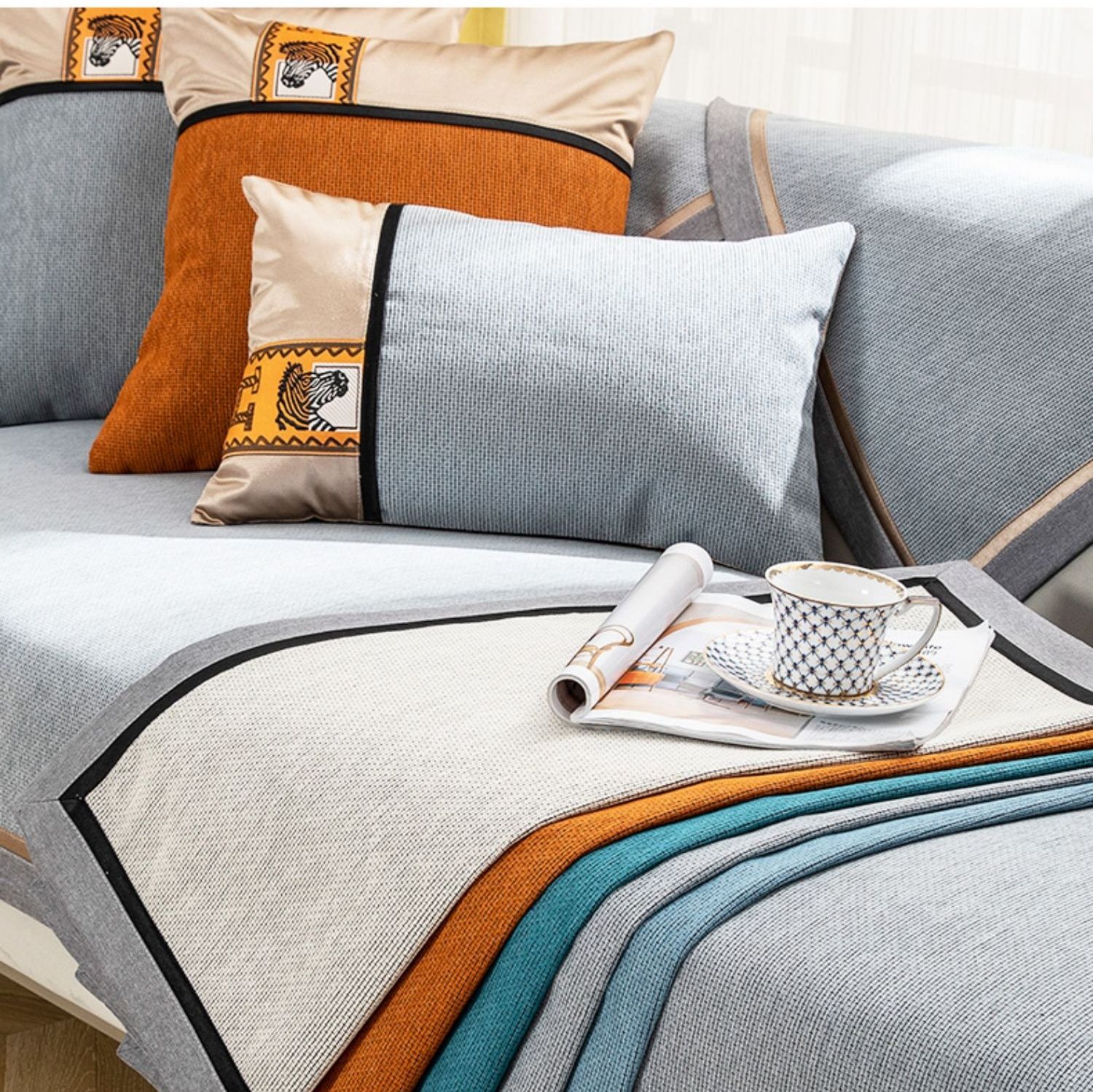 ソファーカバー 高級感溢れるパイピング装飾2人掛けソファーカバー