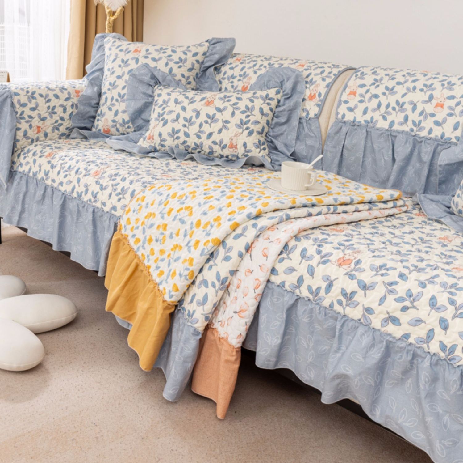 ソファーカバー 花柄フリル付き上品ソファーカバー二人掛け用