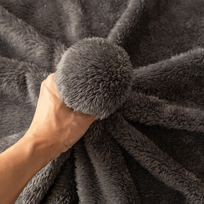 ソファーカバー ふんわり起毛素材の全面覆い型ソファーカバー