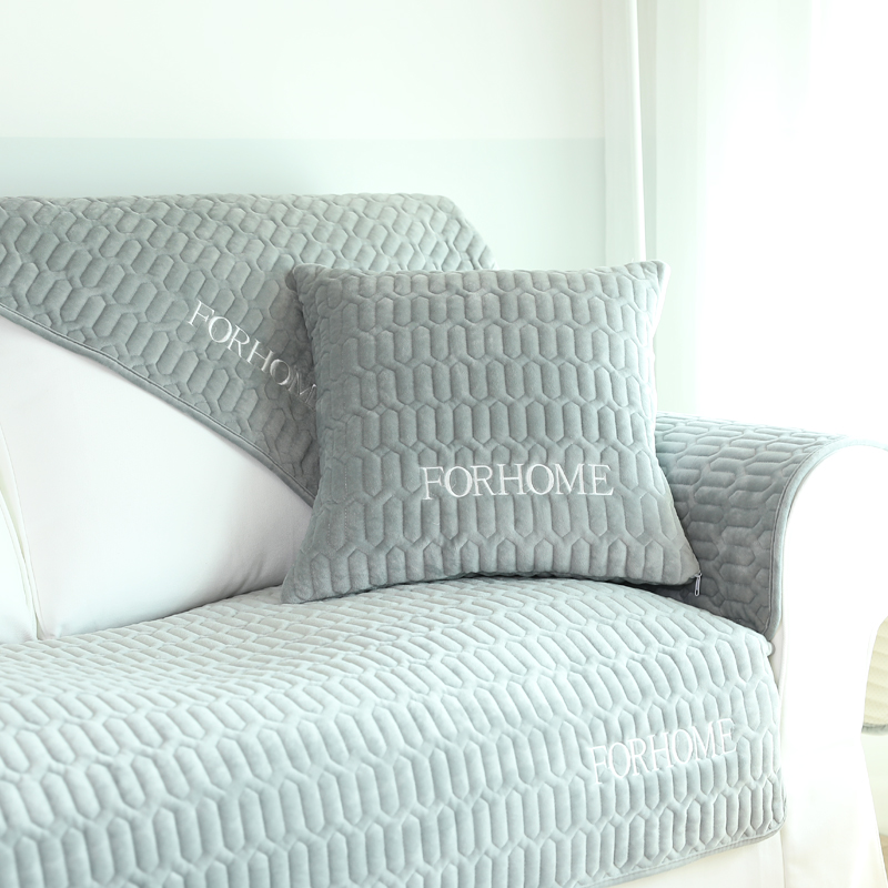 ソファーカバー 立体キルティング加工滑り止め付き二人掛けソファーマット