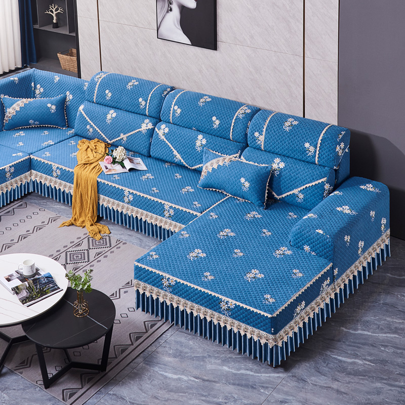 ソファーカバー キルティング風フリル付き三人掛けソファーカバー