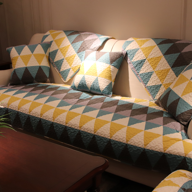 ソファーカバー 幾何学模様キルティング三人掛けソファーカバー