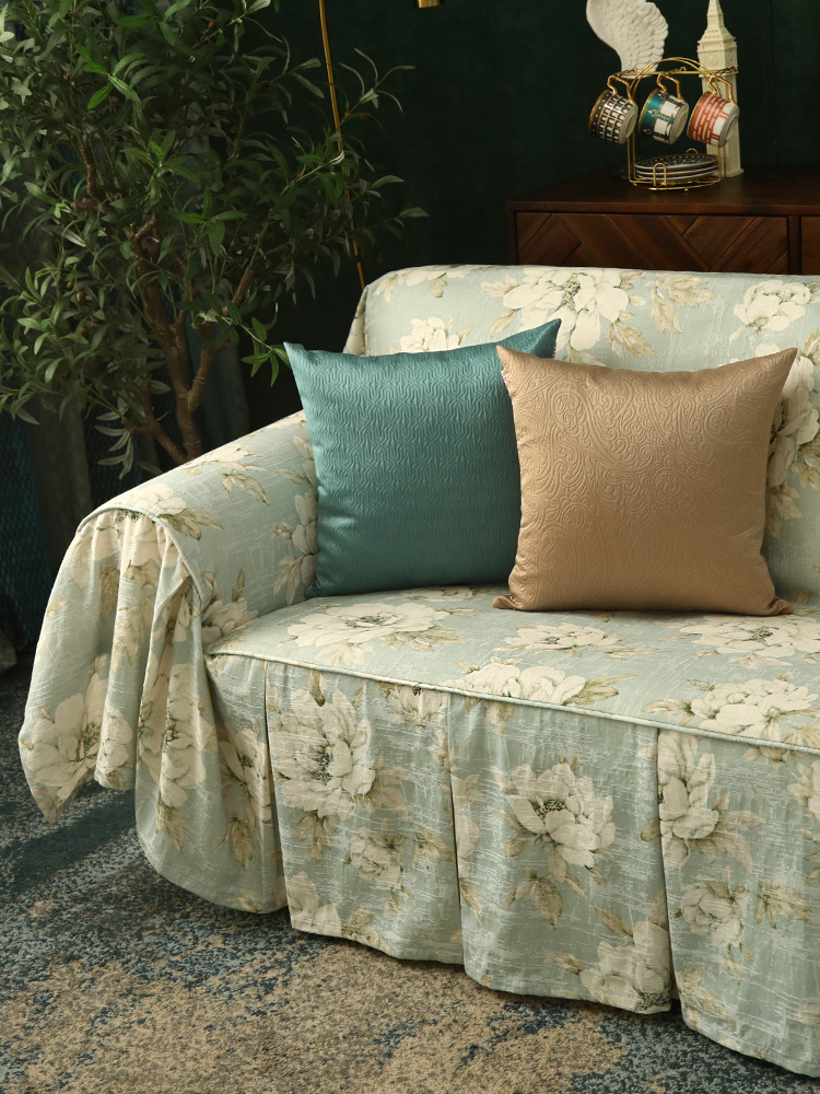 ソファーカバー 花柄プリント優雅なフリル付きソファーカバー
