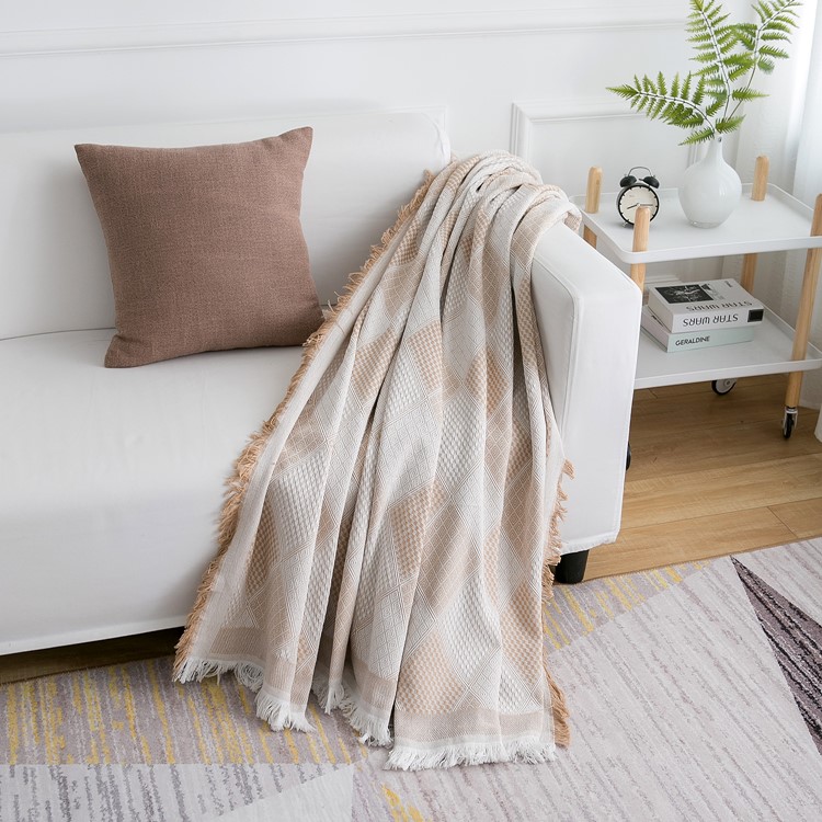 ソファーカバー 幾何学模様織り込みフリンジ付きマルチカバー