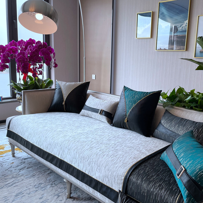 ソファーカバー 高級感溢れる金縁パイピング仕上げソファーカバー