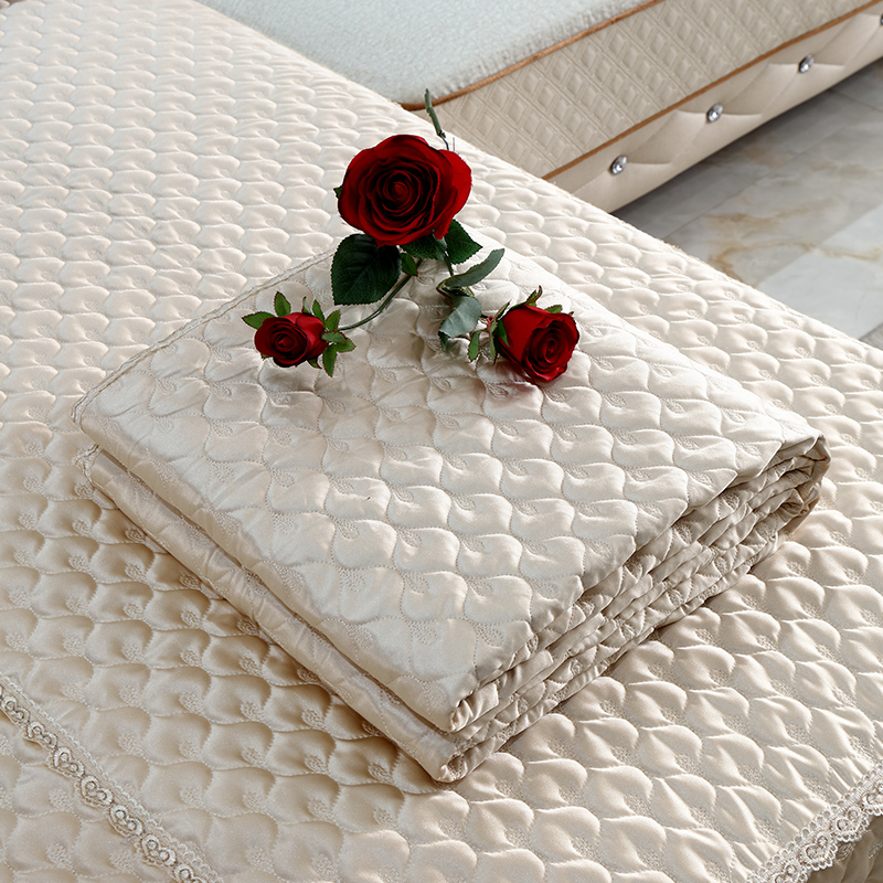 ソファーカバー 高級刺繍花柄フリル付き三人掛けソファーカバー