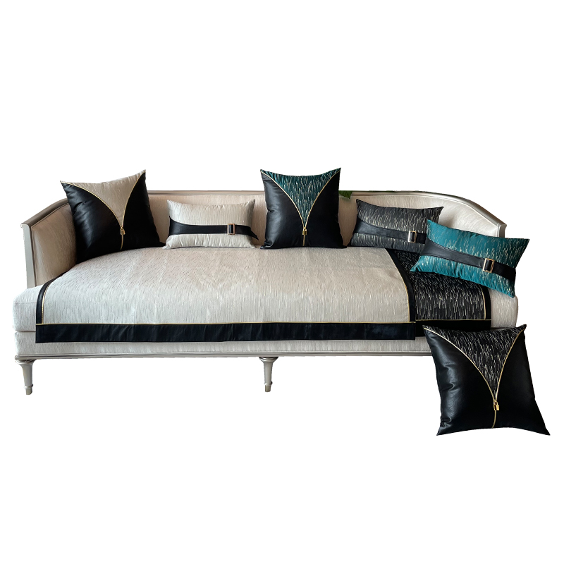 ソファーカバー 高級感溢れる金縁パイピング仕上げソファーカバー