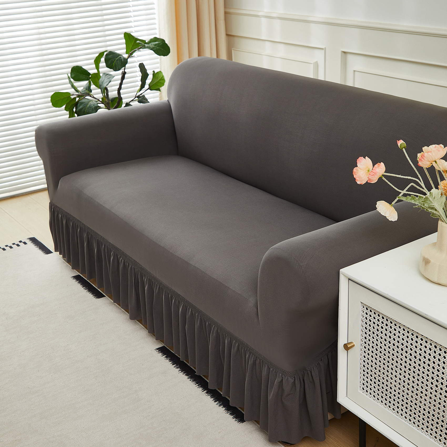 ソファーカバー 上質フリル付き伸縮フィット二人掛けソファーカバー
