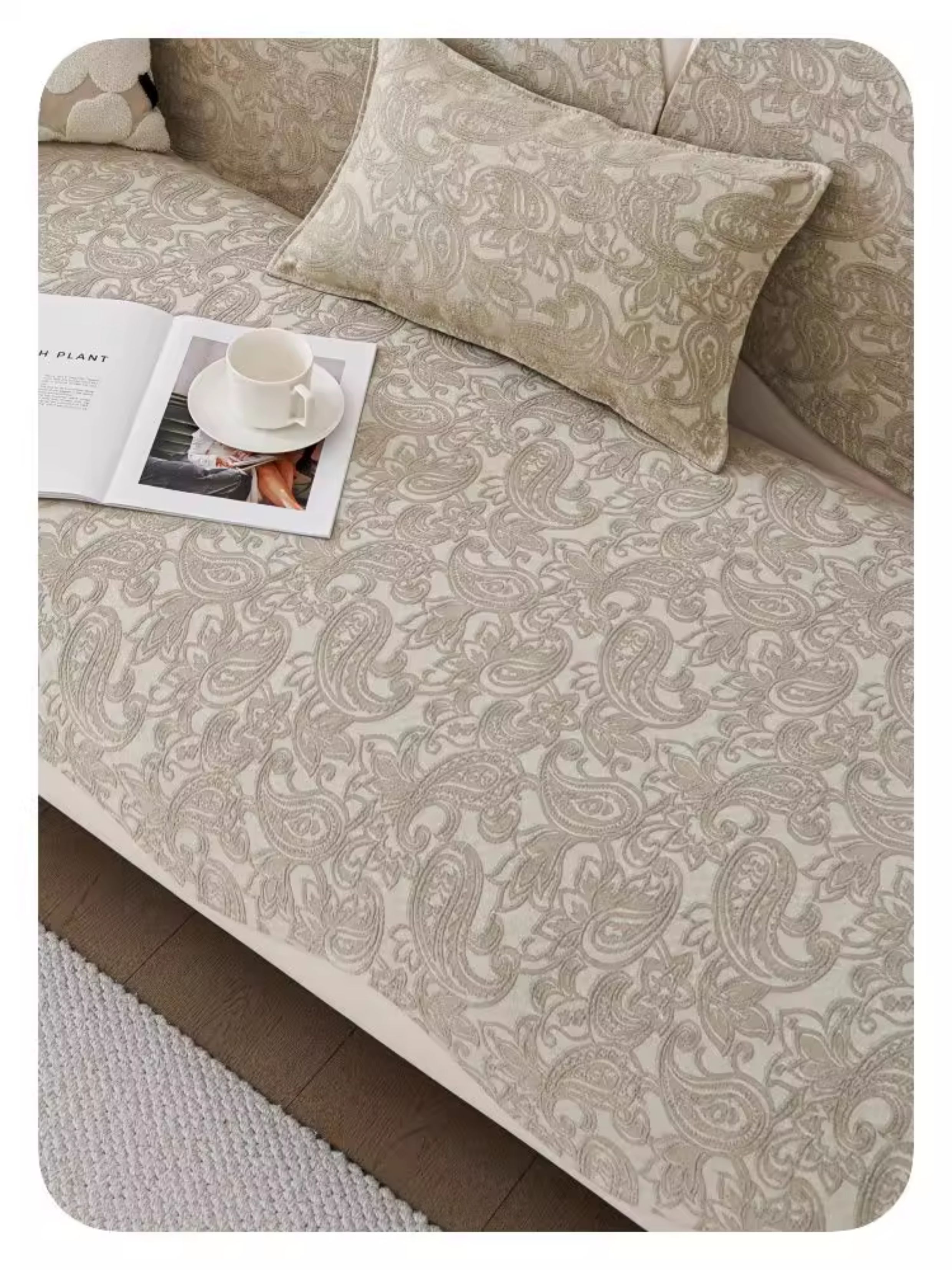 ソファーカバー 優雅なペイズリー柄刺繍入りソファーカバー