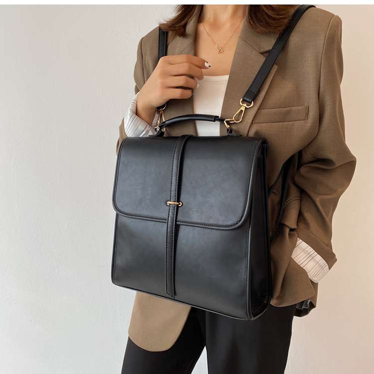 https://fulmo-img-server.com/lmc-leather-bag-store/10e956359e9e4b3ab4f2b500c0372a34.jepg