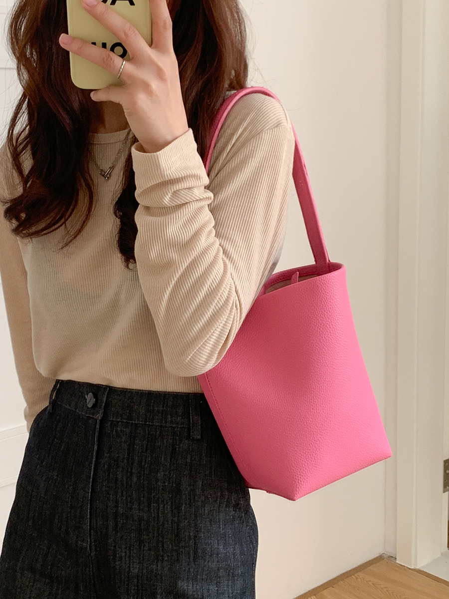 革バッグレディース 本革トートバッグ レディース 大容量 上品 手提げ鞄