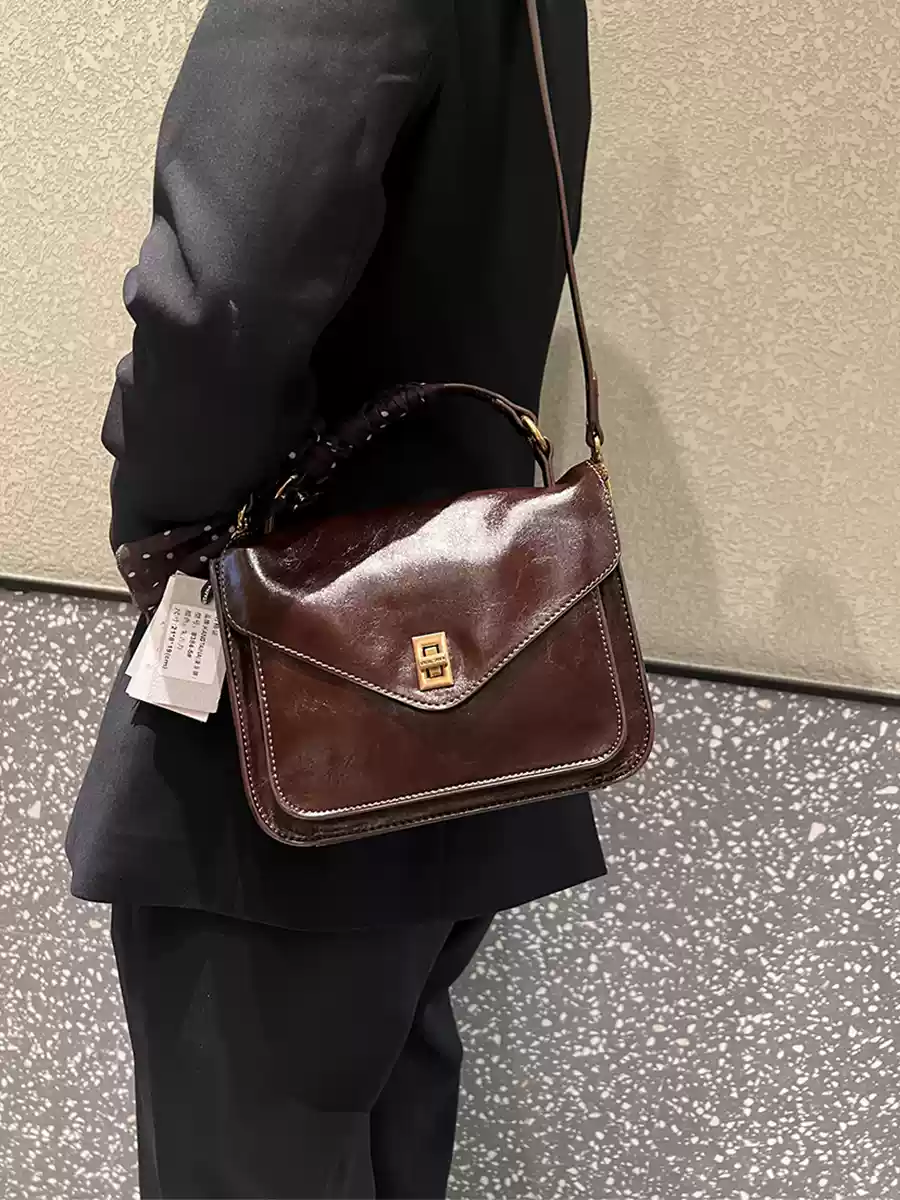 レザーバッグレディース スカーフ付きショルダーバッグ