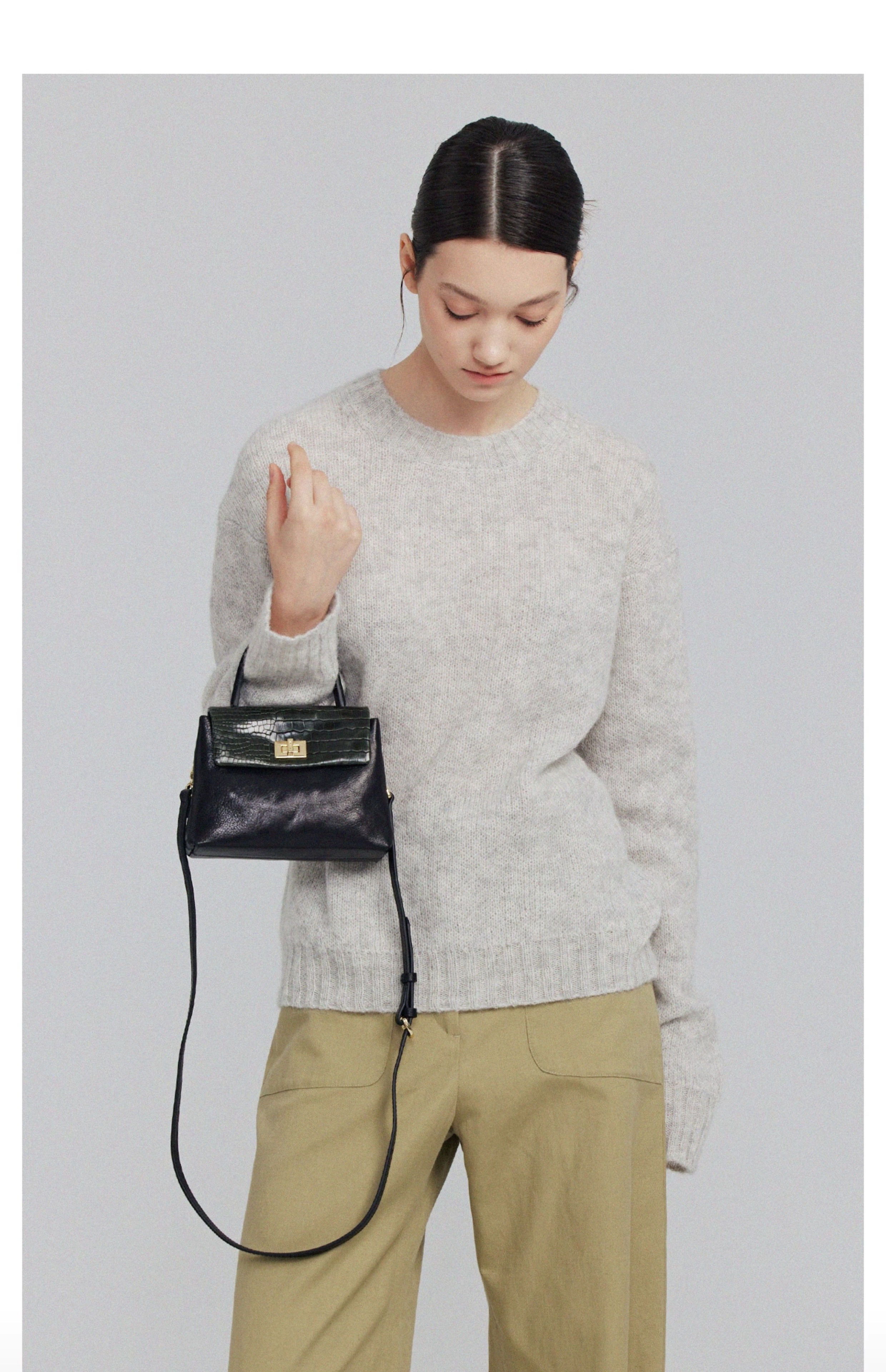 https://fulmo-img-server.com/lmc-leather-bag-store/1751696563365_r9gskf1b_rwftvape.jpg