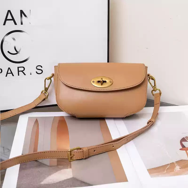 https://fulmo-img-server.com/lmc-leather-bag-store/1751696613739_xy9r3wzs_2l5md18x.webp