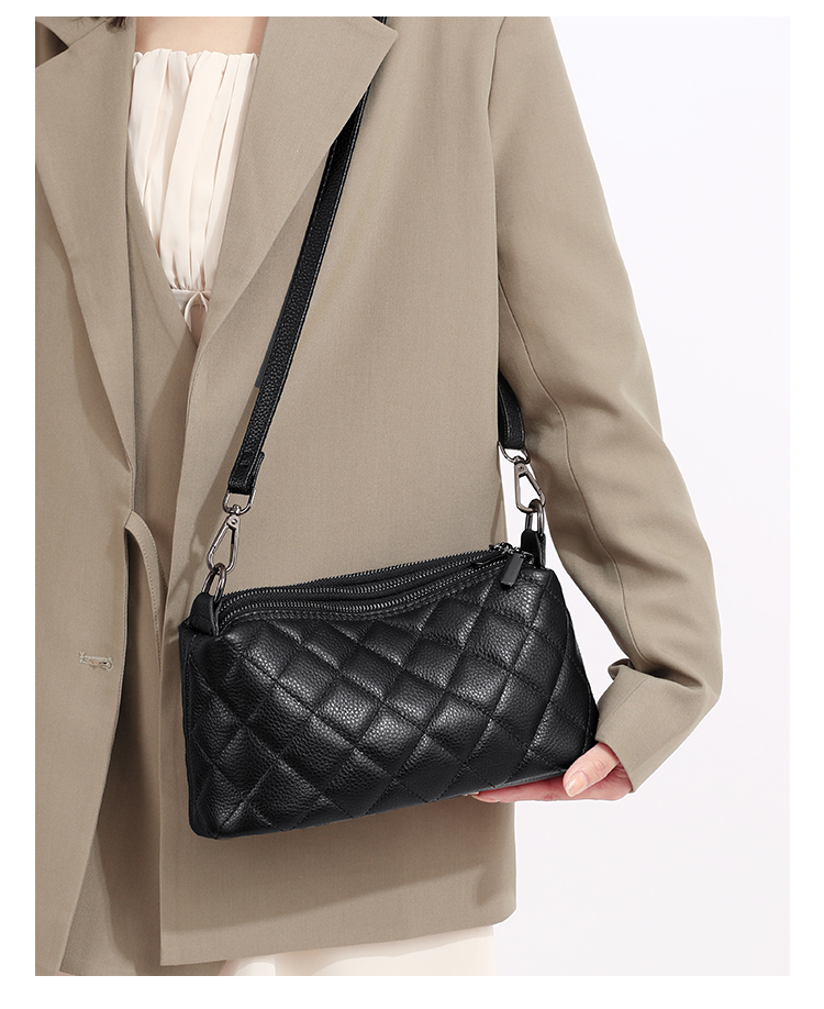 https://fulmo-img-server.com/lmc-leather-bag-store/1751696656956_nnldlws7_cac60mrk.jpg
