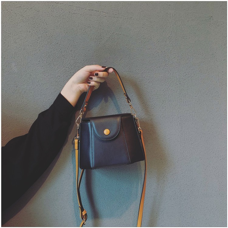 https://fulmo-img-server.com/lmc-leather-bag-store/1751696659346_38h2d70v_3kovucn5.jpg