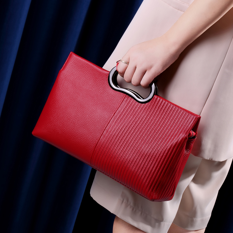 https://fulmo-img-server.com/lmc-leather-bag-store/1751696679448_ur25pdyb_d51mgzpk.jpg