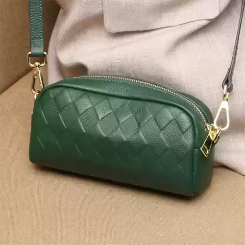 https://fulmo-img-server.com/lmc-leather-bag-store/1751696679571_ptr3svze_nyymly2g.webp