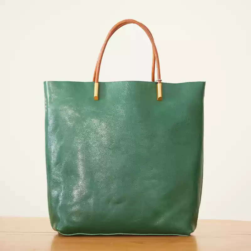 https://fulmo-img-server.com/lmc-leather-bag-store/1751696680558_u259o0ut_m2udi8l4.webp