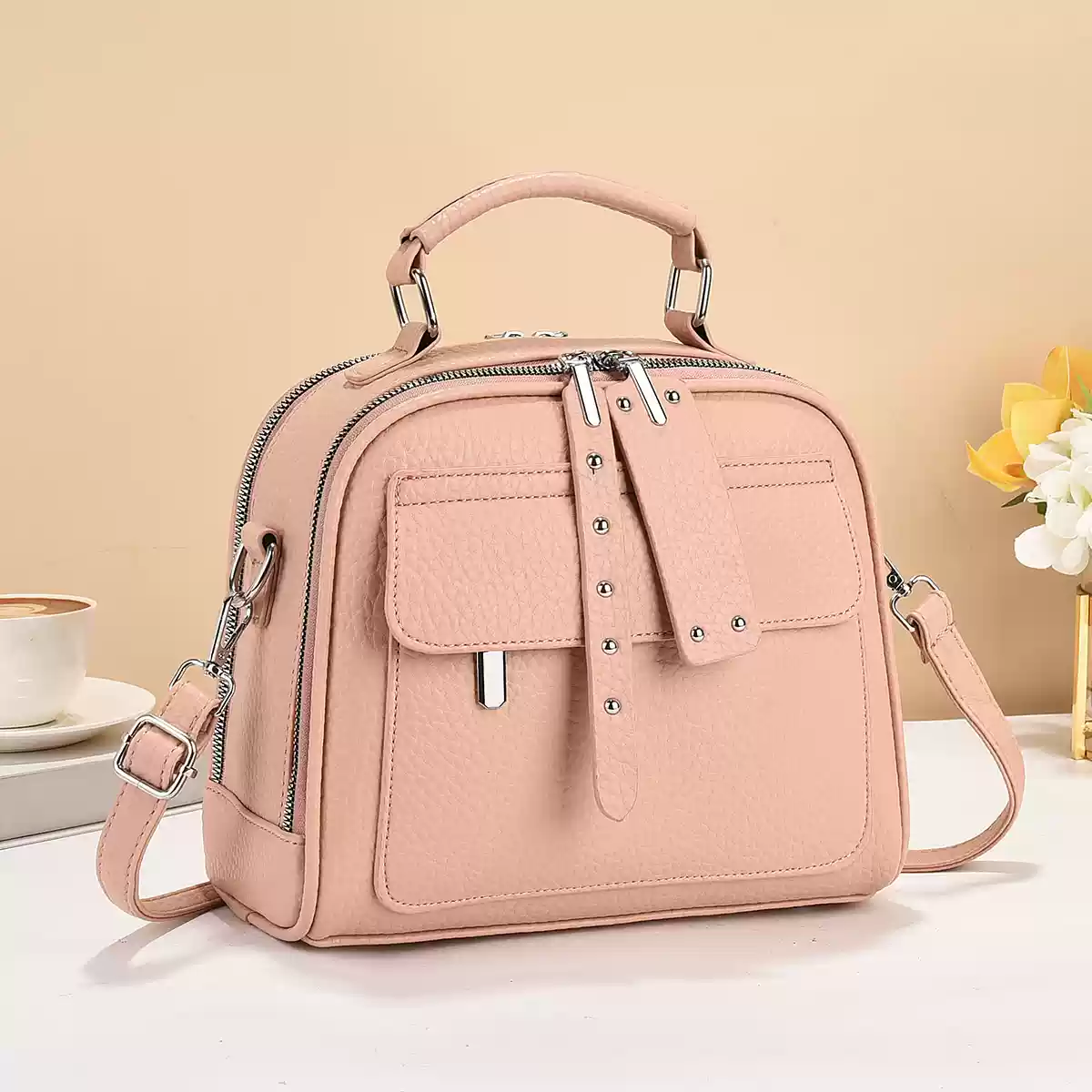 https://fulmo-img-server.com/lmc-leather-bag-store/1751696680716_0g1g8p98_t838ltaw.webp