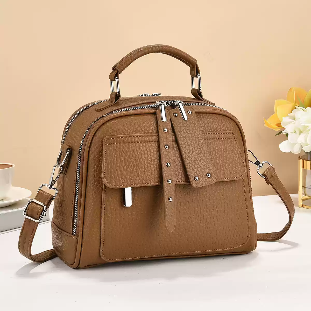 https://fulmo-img-server.com/lmc-leather-bag-store/1751696680783_cyzu6ax8_jsac2pwa.webp