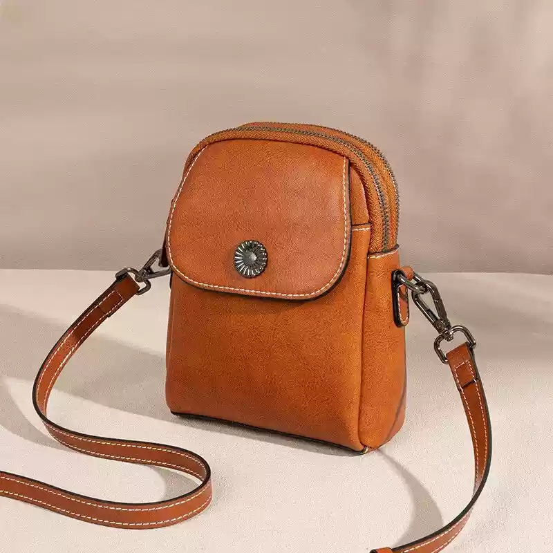 https://fulmo-img-server.com/lmc-leather-bag-store/1751696712599_9t71vclv_ew1h2tlb.webp