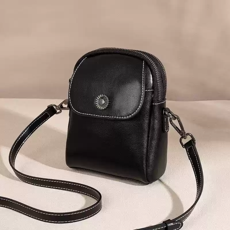 https://fulmo-img-server.com/lmc-leather-bag-store/1751696712636_3warrkvc_q8ie21vp.webp