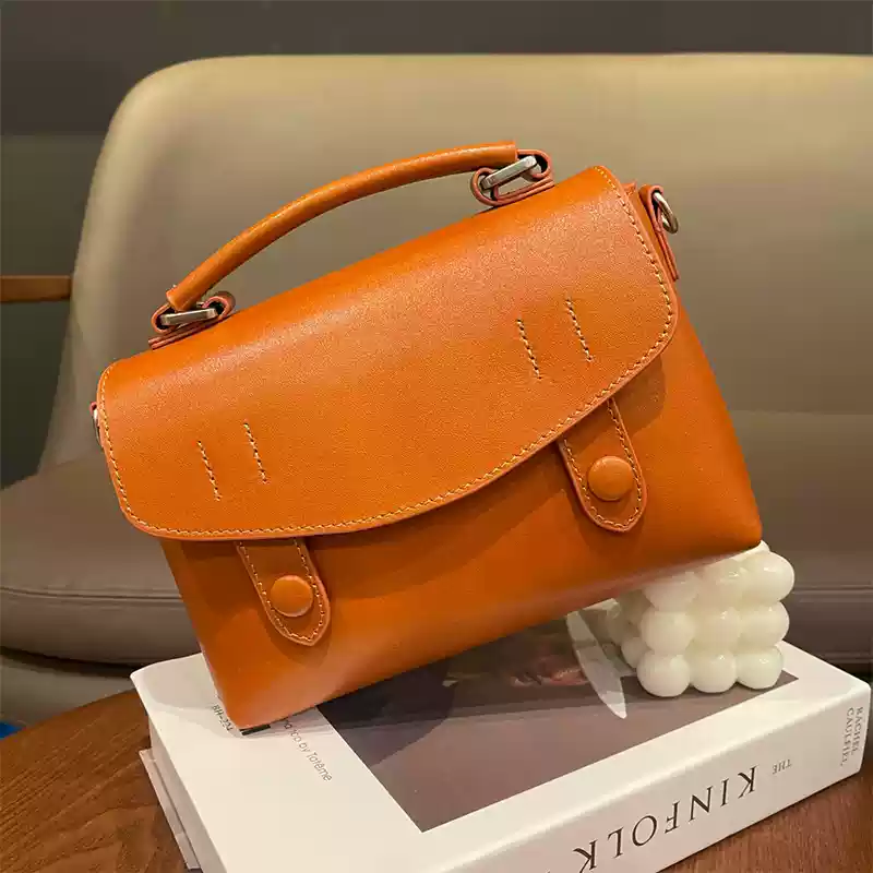 https://fulmo-img-server.com/lmc-leather-bag-store/1751696715636_9lwnshcb_l8iazrbz.webp