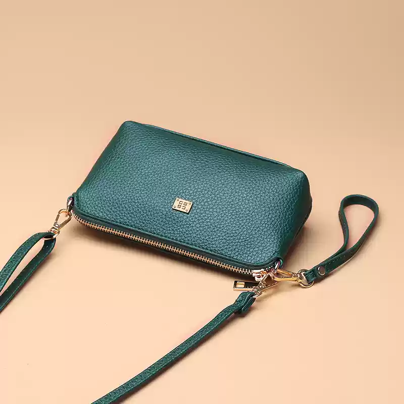 https://fulmo-img-server.com/lmc-leather-bag-store/1751696730986_cd69g0p8_2xg1abrb.webp
