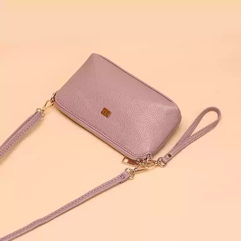 https://fulmo-img-server.com/lmc-leather-bag-store/1751696732039_8oohkcdx_0qfyjx1u.webp
