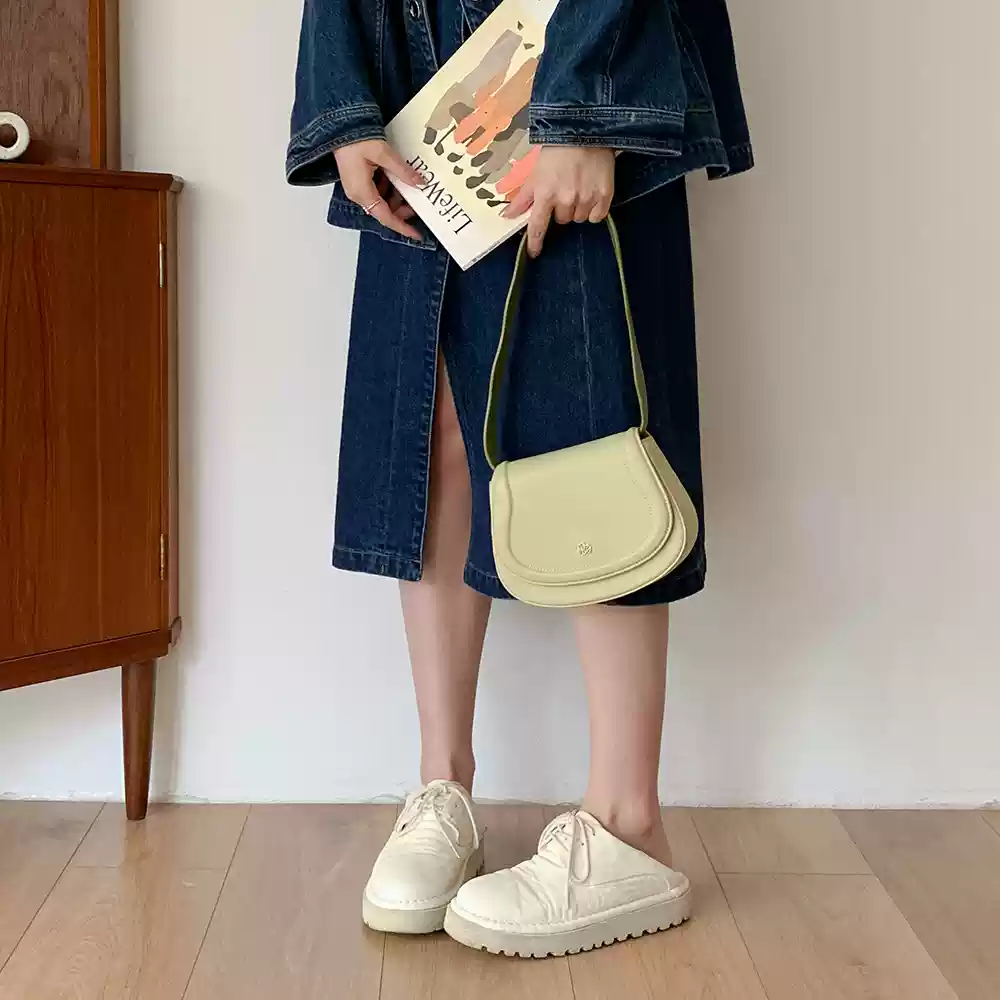 https://fulmo-img-server.com/lmc-leather-bag-store/1751696743015_48qwm9or_nng0whwl.webp