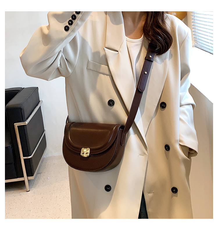 https://fulmo-img-server.com/lmc-leather-bag-store/1751696824135_iu0vpz3b_bspgr0rz.jpg