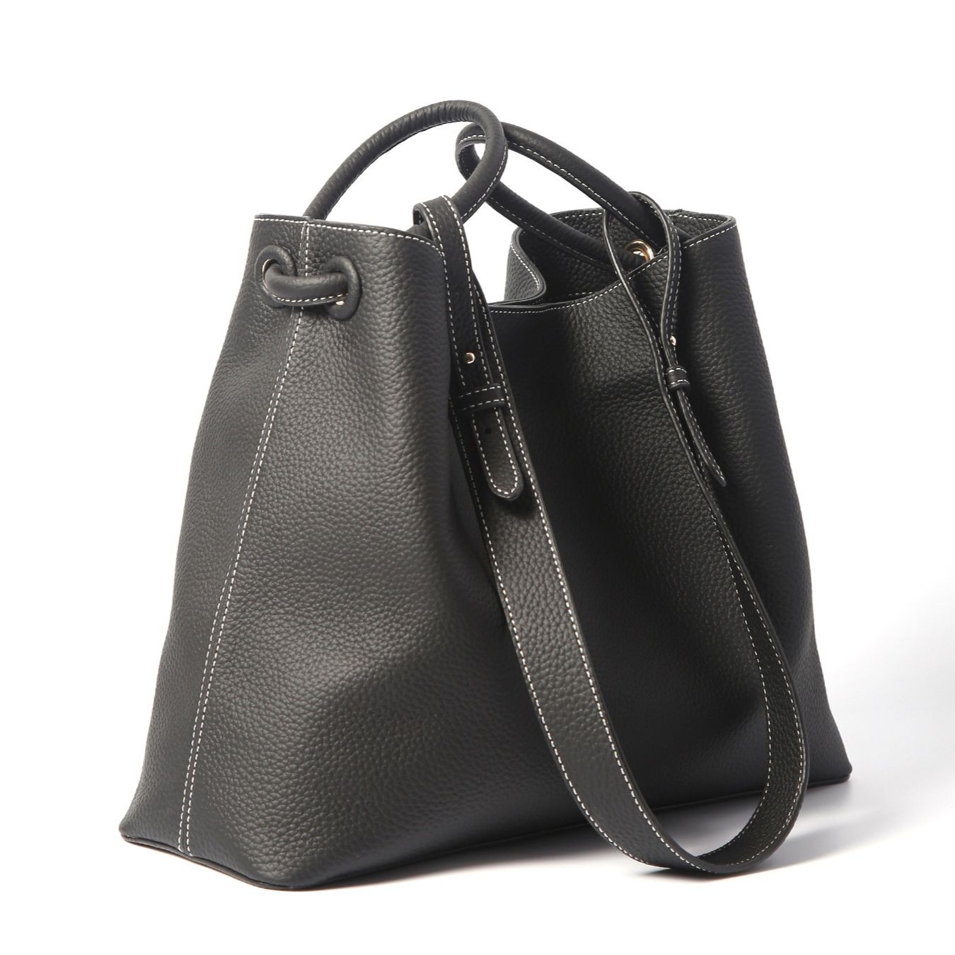 https://fulmo-img-server.com/lmc-leather-bag-store/1762475182190_3uszni2l_gtf9v9kn.jpeg