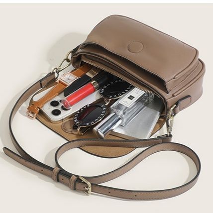 革バッグレディース 上質本革フラップ式斜めがけハンドバッグ