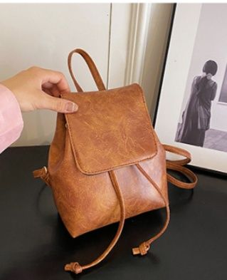https://fulmo-img-server.com/lmc-leather-bag-store/1774674667007_02tbec5d_qv97wh39.jpeg