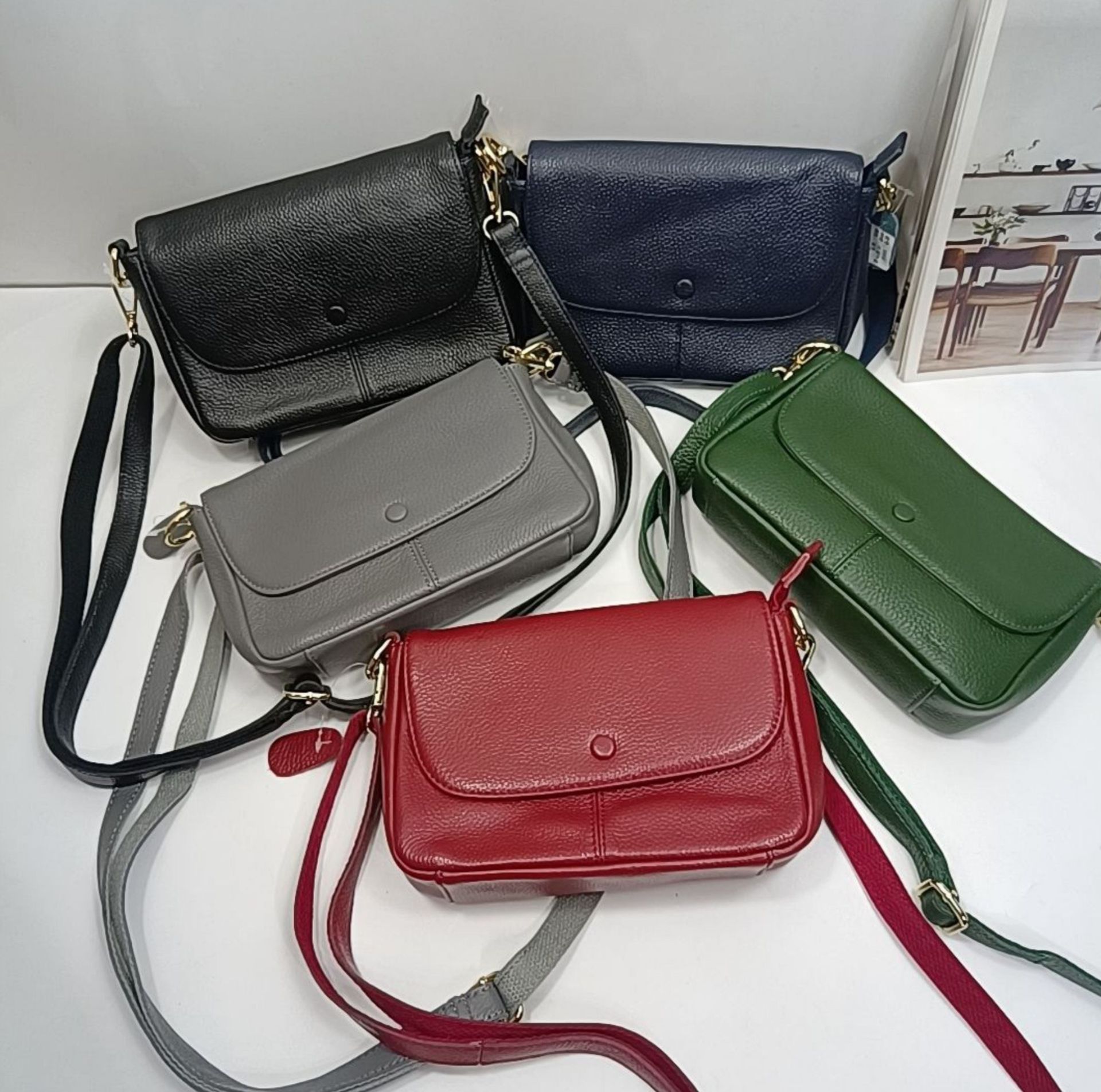 https://fulmo-img-server.com/lmc-leather-bag-store/1784083424122_hcfshh68_8dlrssuu.jpeg