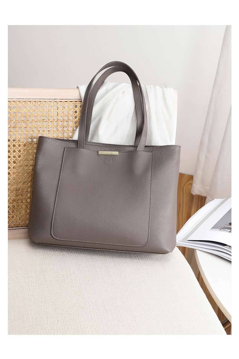 https://fulmo-img-server.com/lmc-leather-bag-store/26b6895ff0024d219ce1bc621163063b.jepg