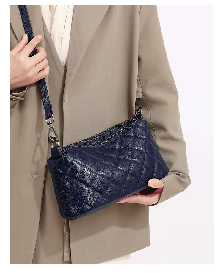 https://fulmo-img-server.com/lmc-leather-bag-store/293b7c5e9b61475cbd648fcfd9352cd8.jepg