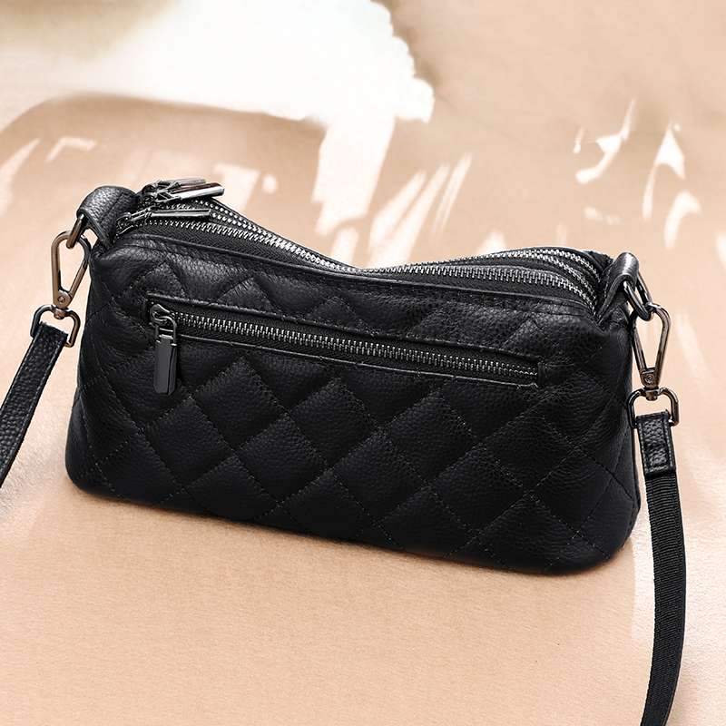 https://fulmo-img-server.com/lmc-leather-bag-store/2d579e186bc84587b0015be03dff9a3c.jepg