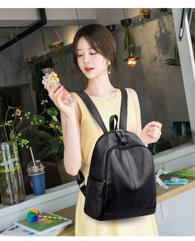 https://fulmo-img-server.com/lmc-leather-bag-store/405271df1b9d4754ba72e74b31346f25.jepg