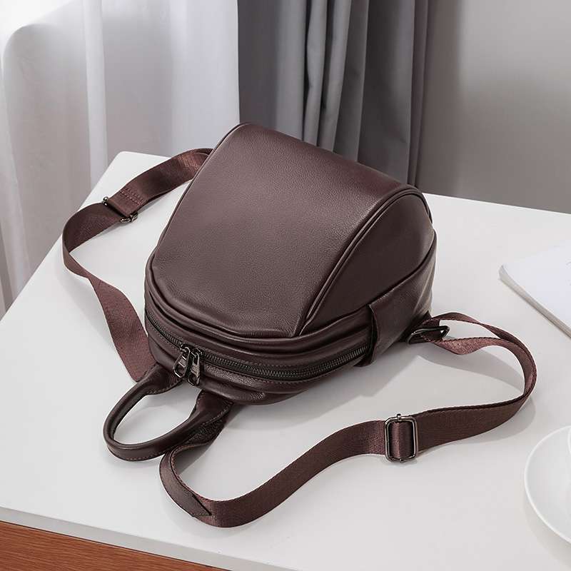 https://fulmo-img-server.com/lmc-leather-bag-store/4716af71e7c14d05917f5498e4844f2b.jepg