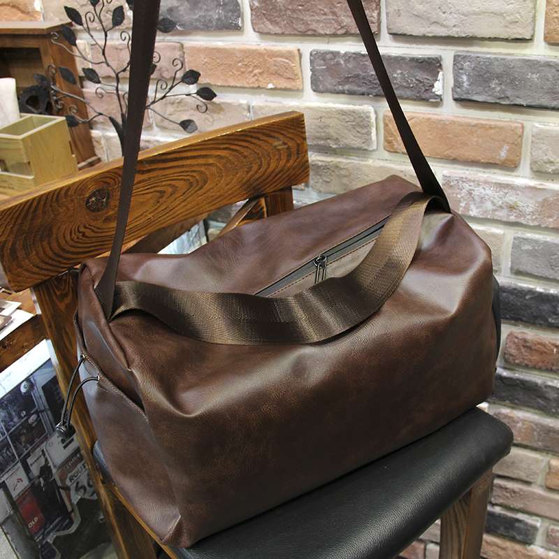 https://fulmo-img-server.com/lmc-leather-bag-store/47b784ae29c6472b94e46560c454b330.jepg