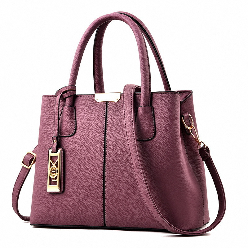 https://fulmo-img-server.com/lmc-leather-bag-store/48426c5e-9cf3-42d7-bbf8-44c806594e22.jpg
